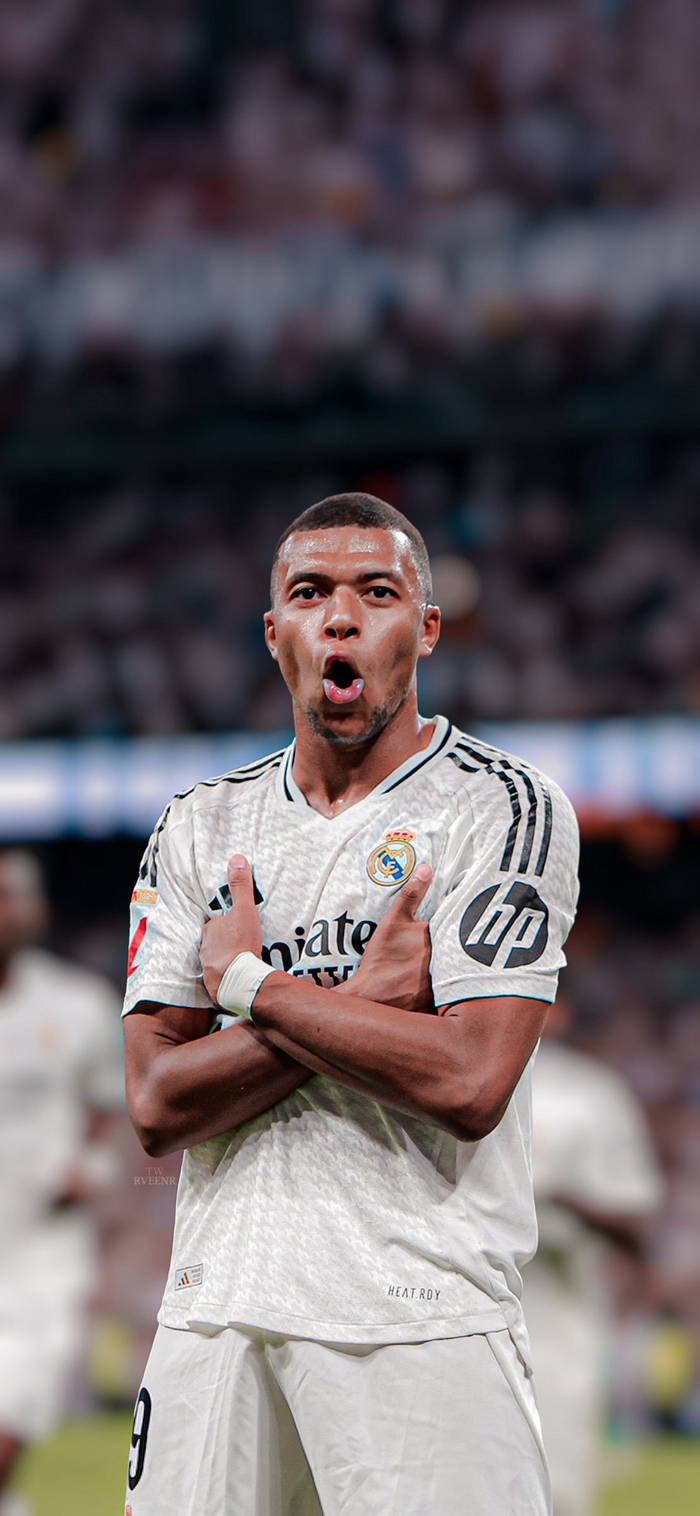 长青十六载，如今他们想让00后对2000年前的人共情