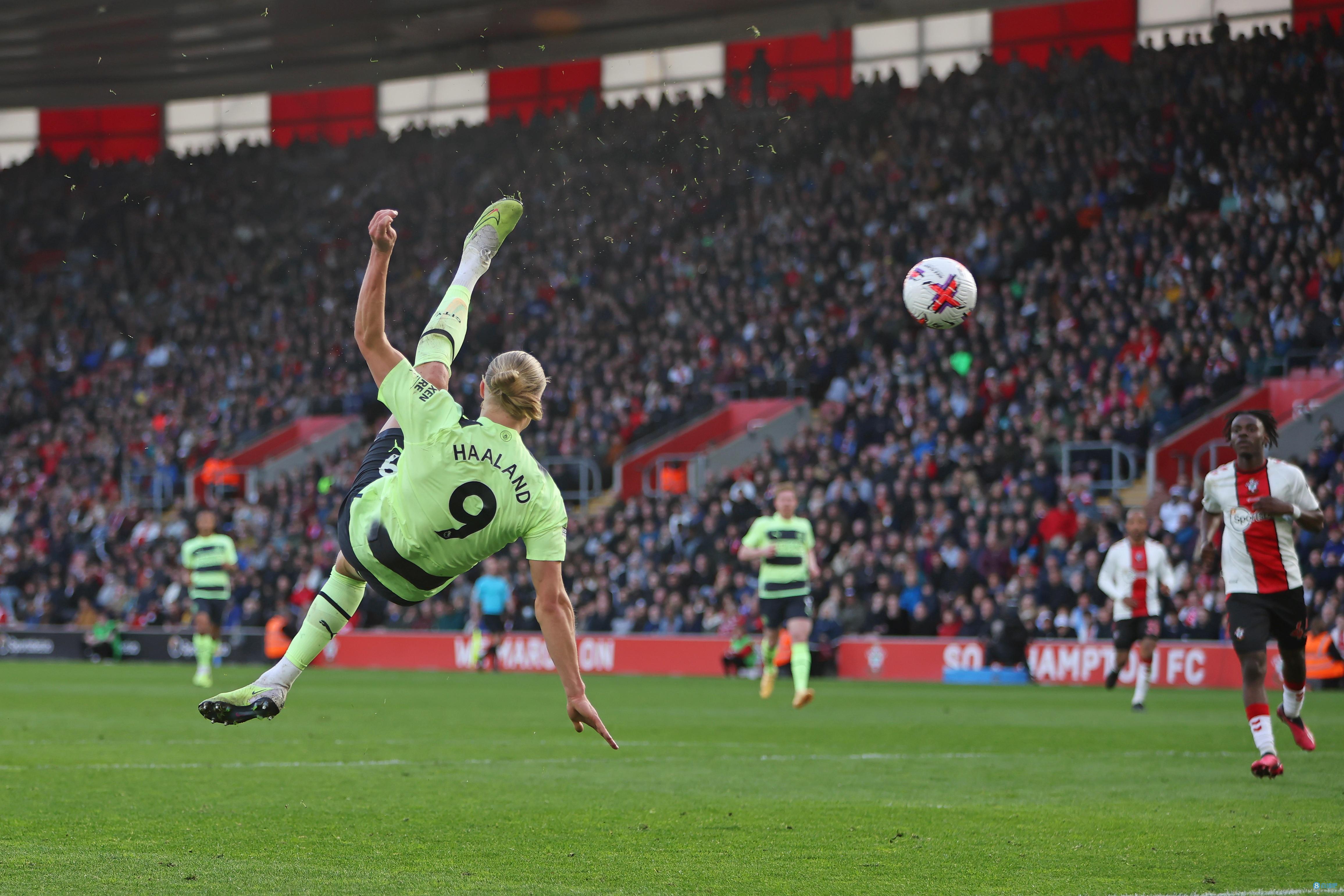 五大势力盘踞希望镇，《荒野迷城》演绎末日后的秩序崩坏