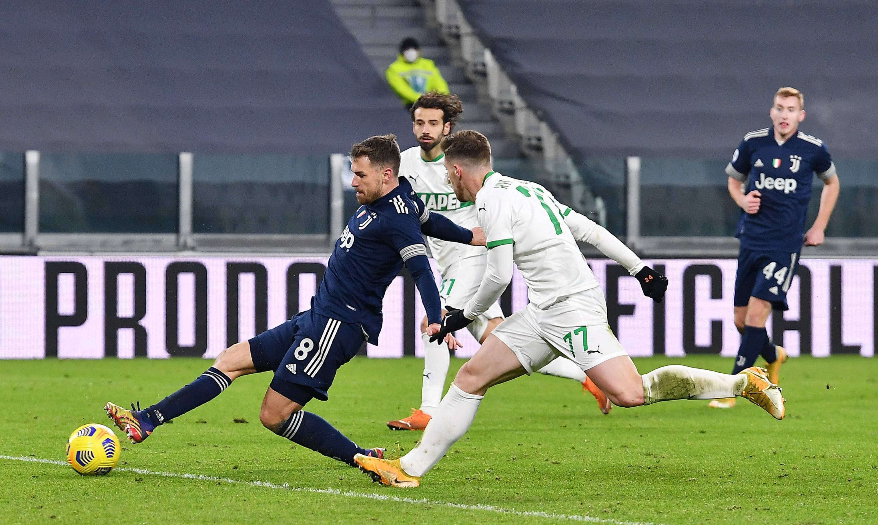 [NBA]NBA杯11月26日：快船VS湖人 哈登集锦